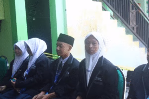 Alfarezzy Nur Muhammad Bakti Terpilih Jadi Ketua OSIM MTsN 3 Sidoarjo Periode 2025–2026